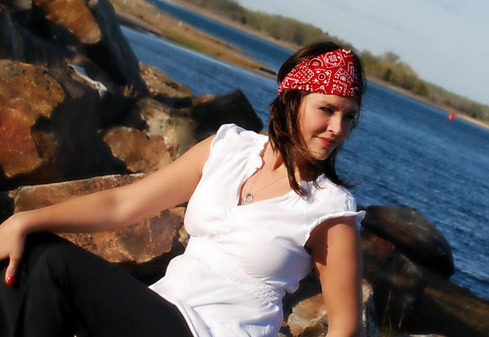Wide Stretch Womens/Teens Headband, Bandana Print, Hairband- Red Bandana